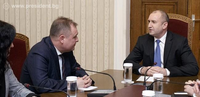 Румен Радев