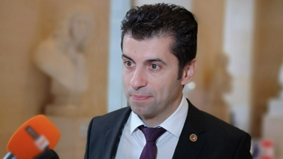 Кирил Петков