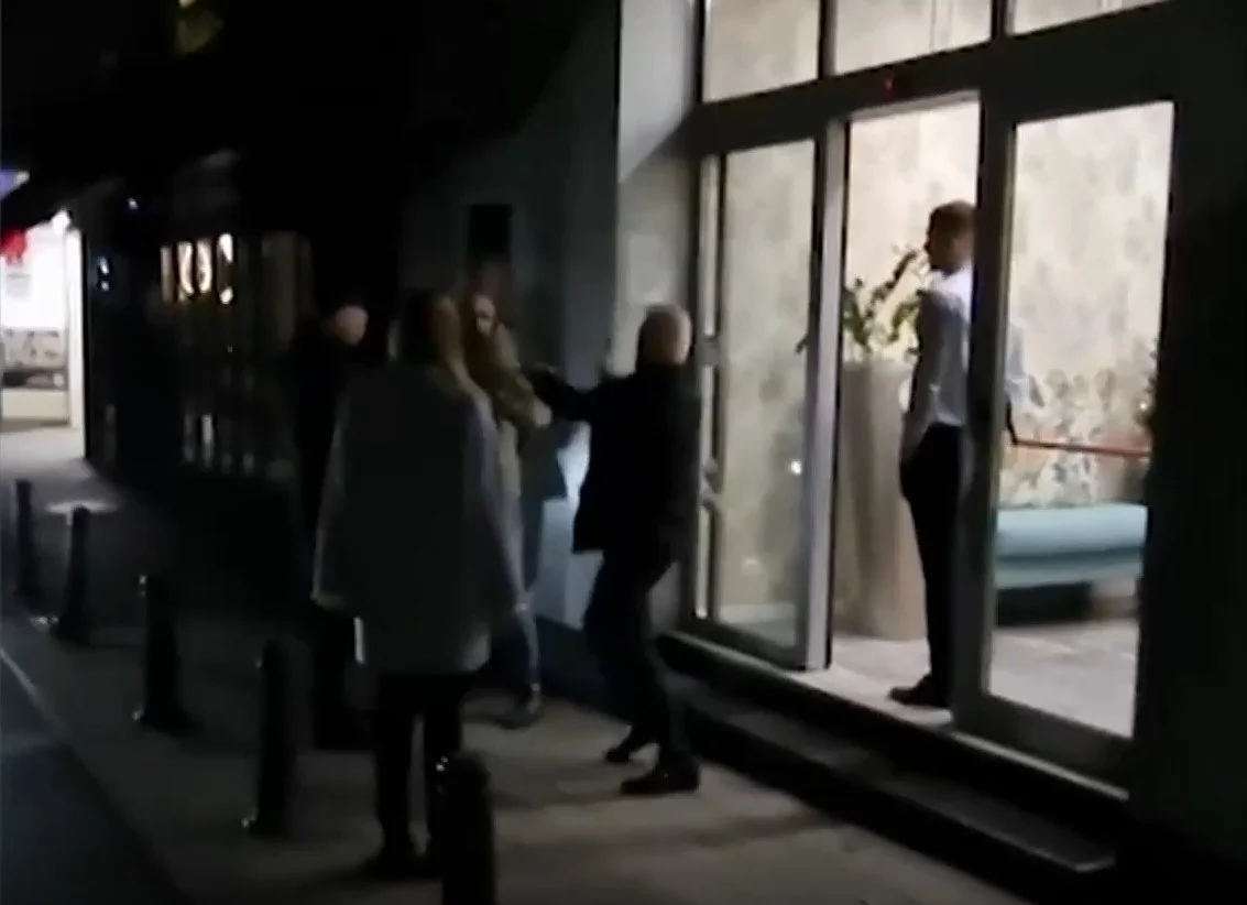 Волен Сидеров се бие бой побой