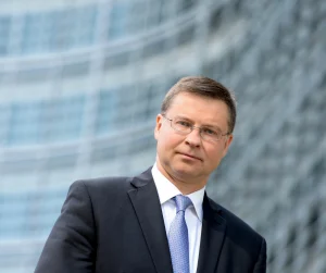 Вицепрезидентът на Европейската комисия Валдис Домбровскис