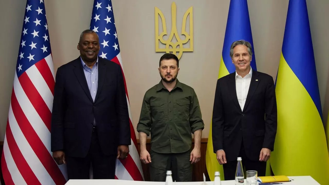 Антъни Блинкен Блинкън Лойд Остин Володимир Зеленски