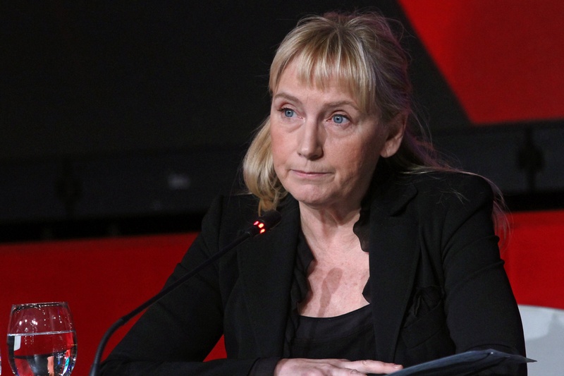 Елена Йончева