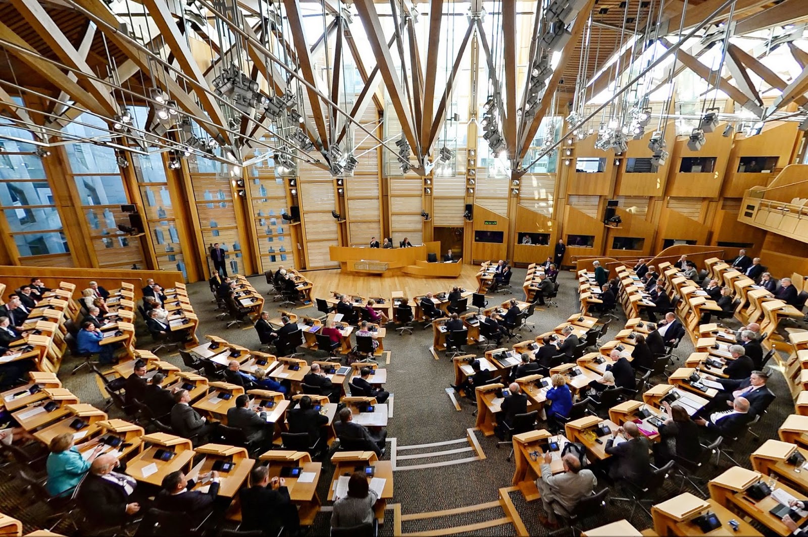 шотландия парламент