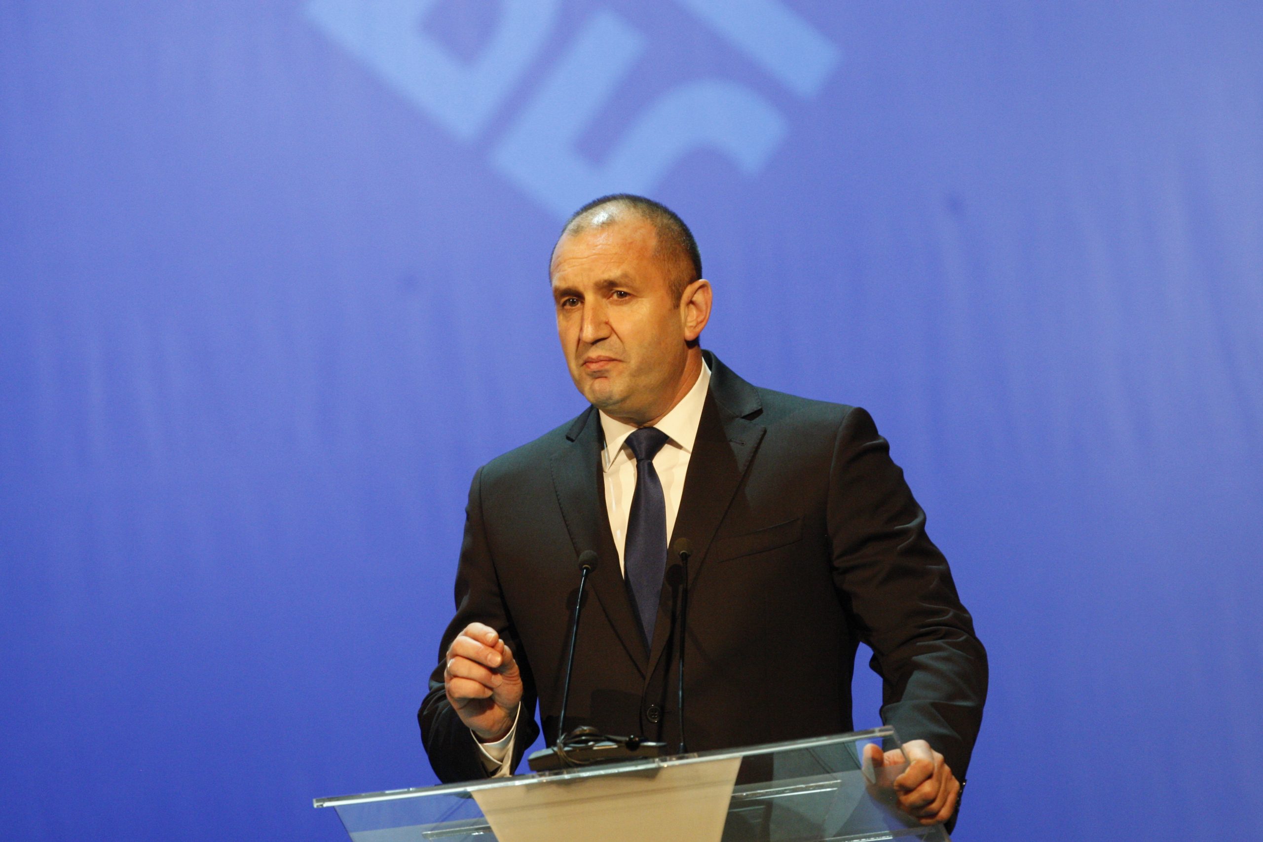 Румен Радев