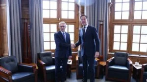 Министър-председателите на България и нидерландия Николай Денков и Марк Рюте.