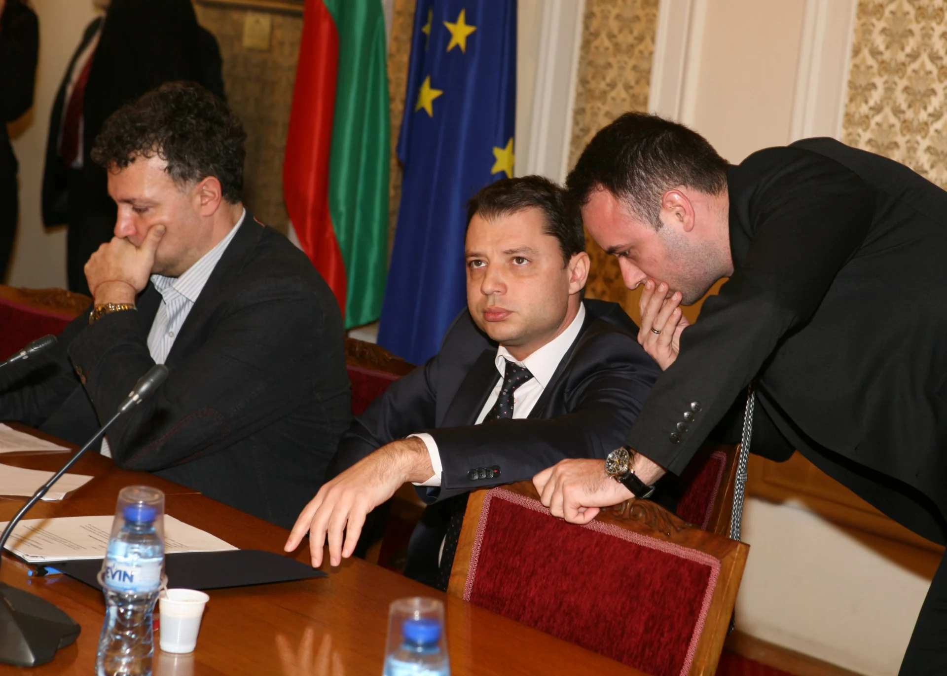 Парламент Комисия по енергетика