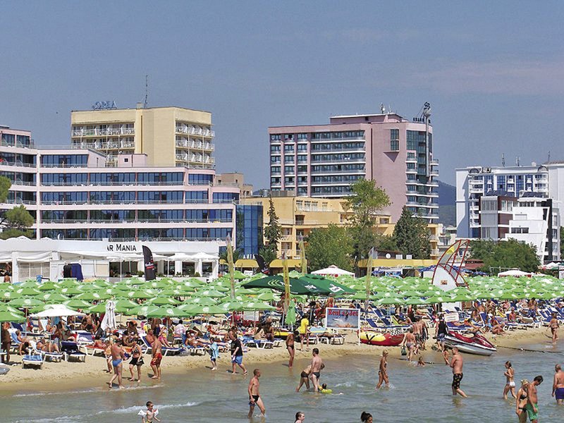 Презастрояването е превърнало "Слънчев бряг" в обикновен крайбрежен град.