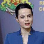 Финансовата дисциплина не означава съкращения и неизплащане на извънреден труд, заяви министър Ивкова