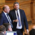Парламент вот на недоверие към кабинета на Кирил Петков Владислав Панев