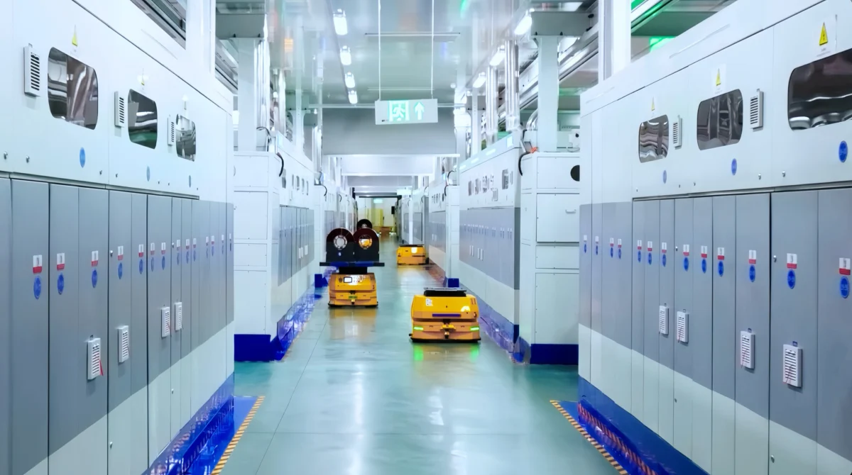 CATL увеличава пазарния си дял с над 42%, въпреки забавянето при електромобилите