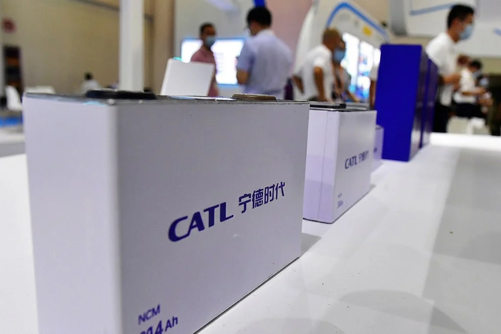 CATL представи система за съхранение на енергия с натриеви батерии