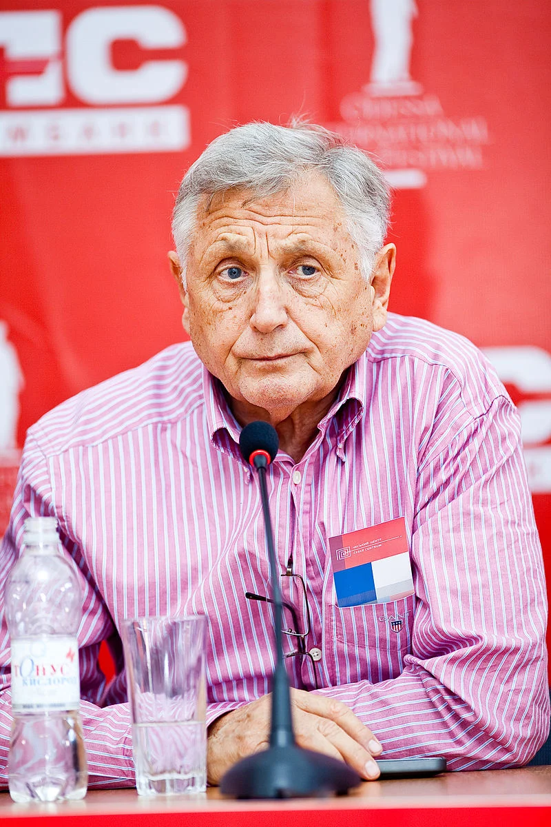 Иржи Менцел