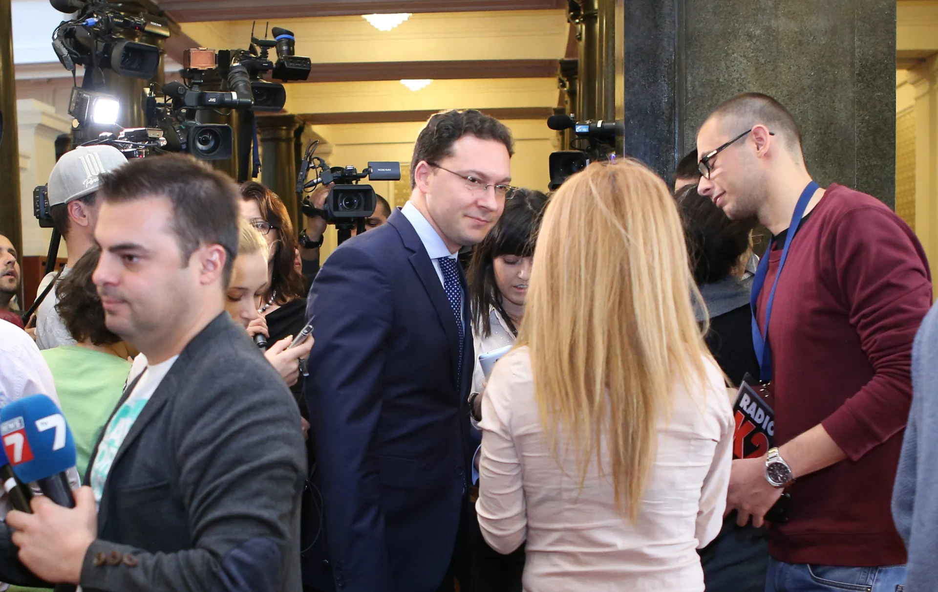 Парламент Даниел Митов
