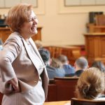 Парламент Менда Стоянова