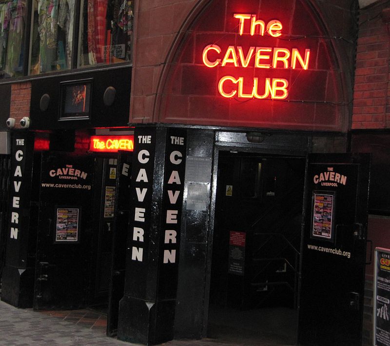 "Кавърн" ("The Cavern Club" - "Пещерата")