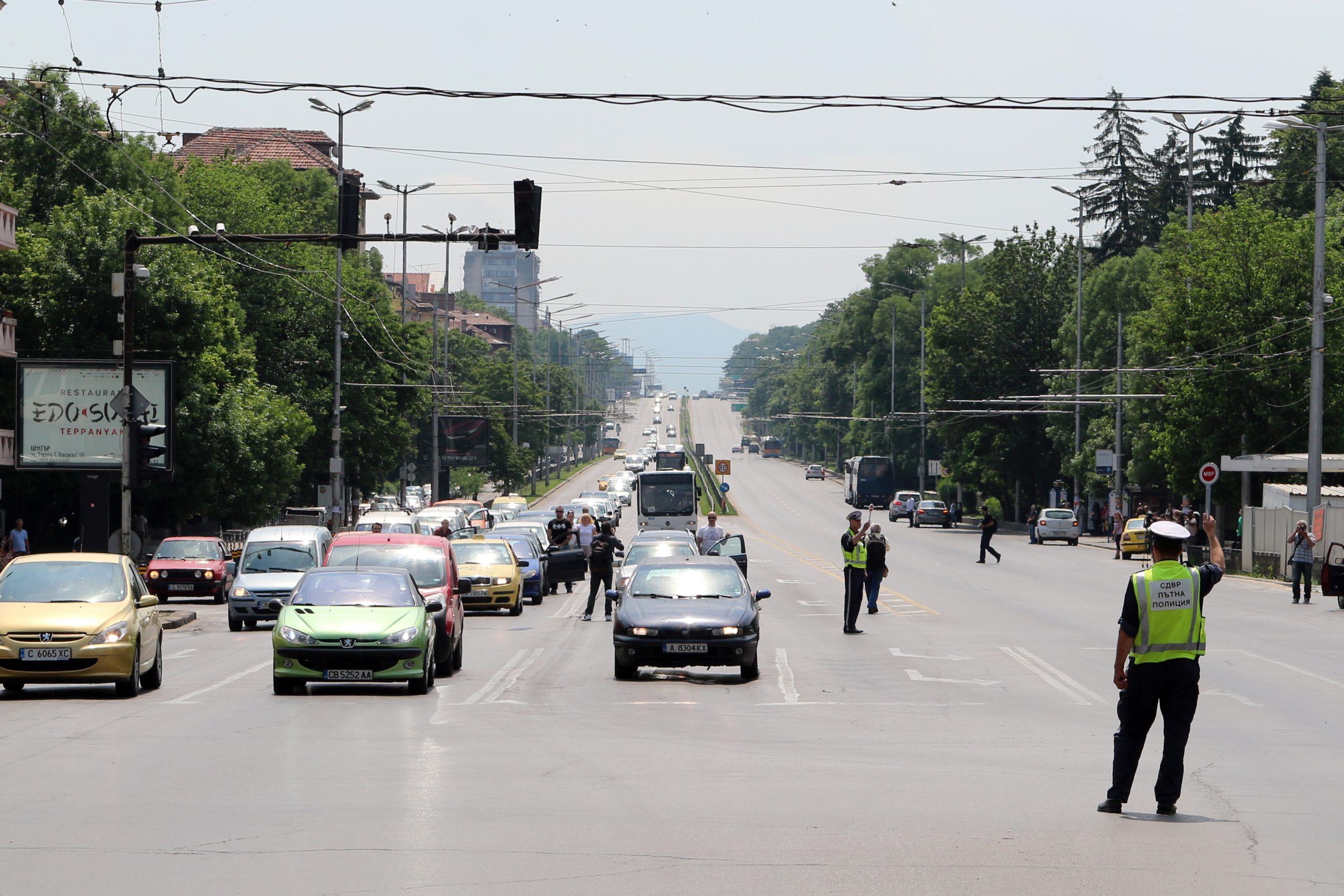 Ден на Ботев минута мълчание