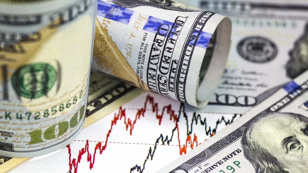 IСпот индексът на щатския долар загуби 0.7% на 2 август в очакване на лихвени редукции