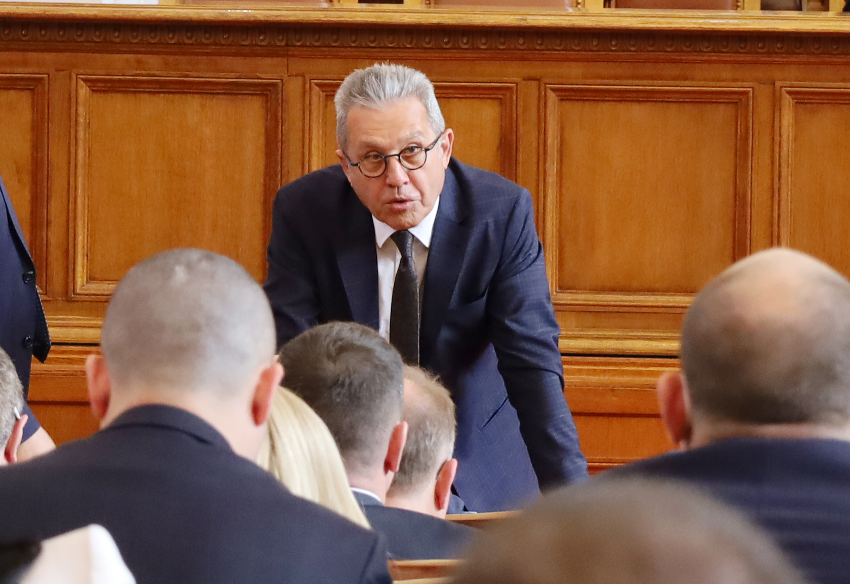 Парламент Йордан Цонев