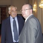 Красимир Стефанов (вдясно) се “спаси от отчетност”