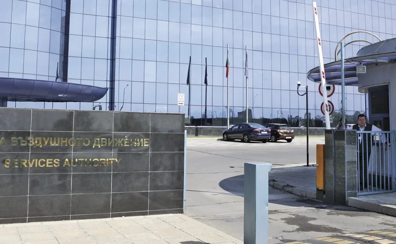 На паркинга на РВД скоро ще има нови автомобили.