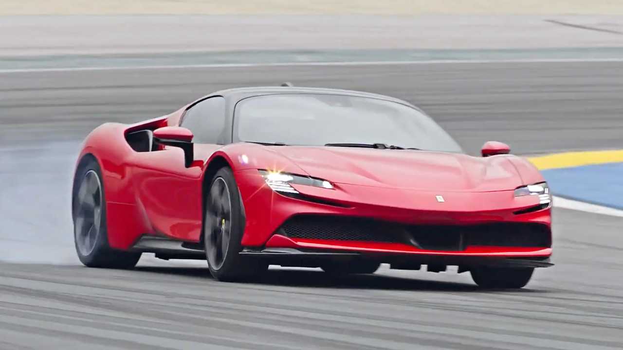 Ferrari SF90 Stradalе