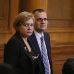 Парламент гласуване на външен дълг Мартин Димитров Менда Стоянова