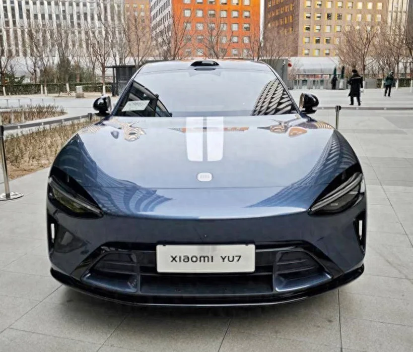 Xiaomi представя електрическия SUV YU7