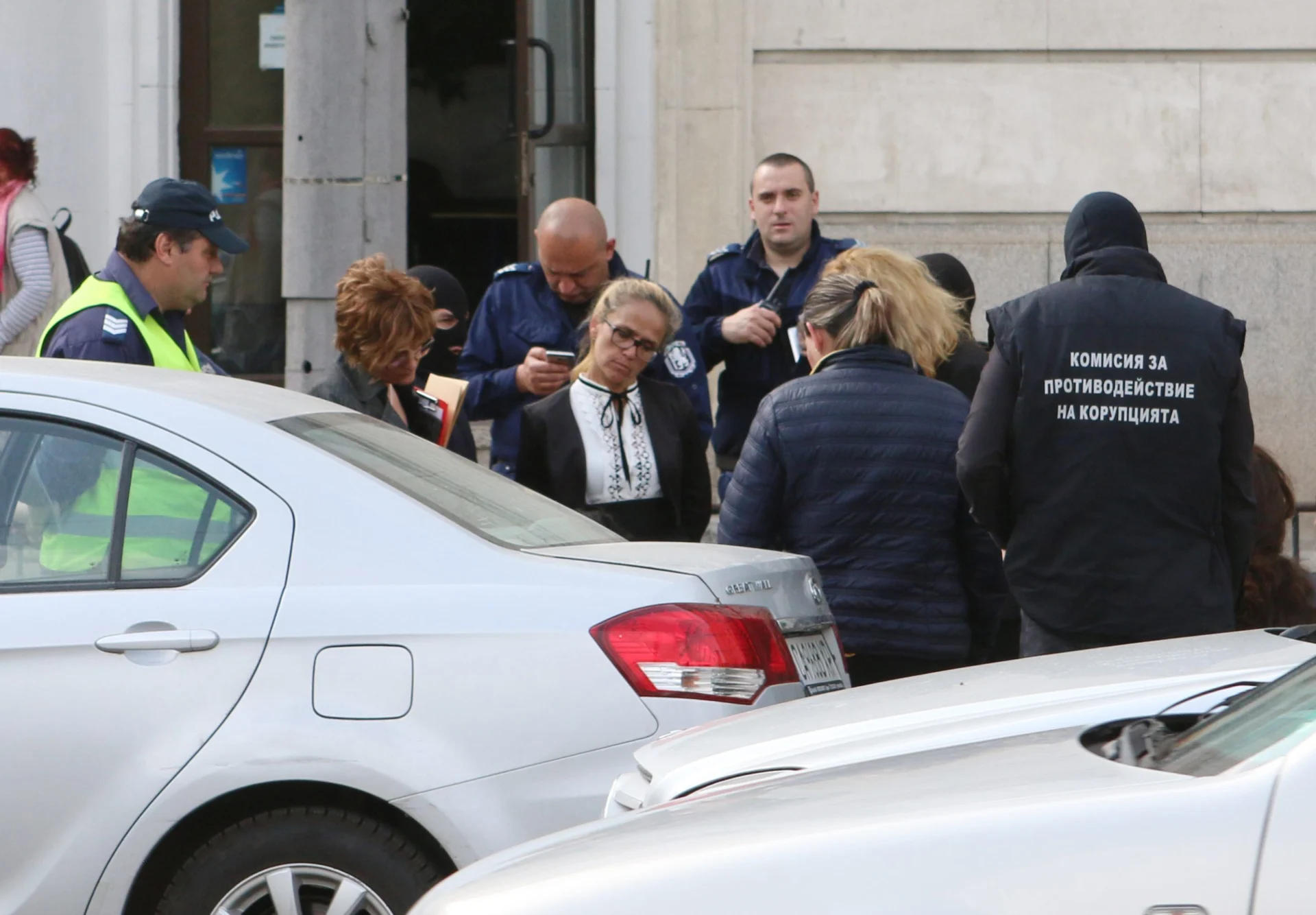 Арестувана кметица на Младост 3 Десислава Иванчева за взимане на подкуп полиция