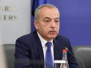Гълъб Донев