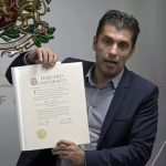 Кирил Петков диплома
