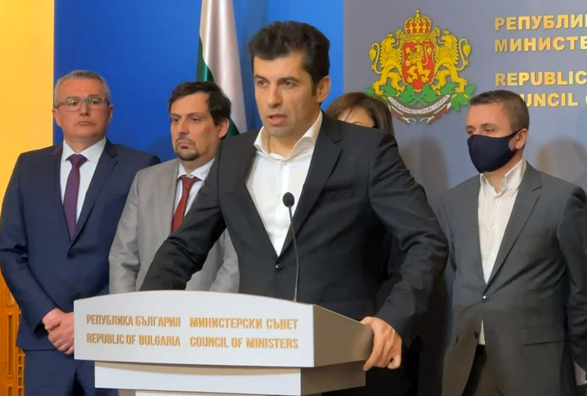 Министерски съвет пресконференция след срещата с БПГА Кирил Петков Корнелия Нинова