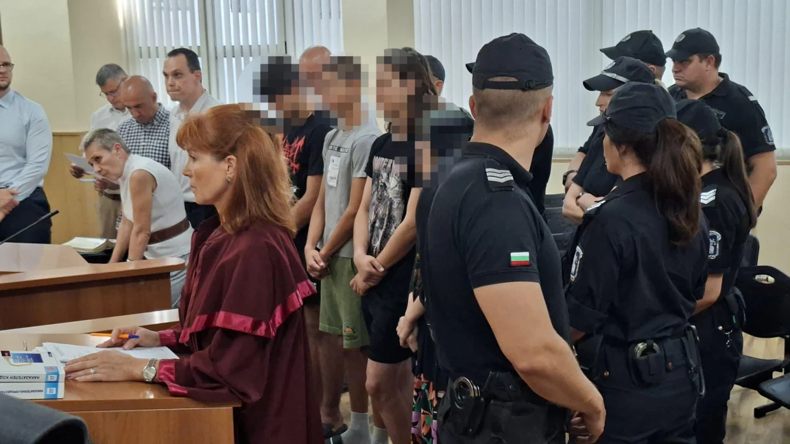 Окръжният съд в Пловдив остави в ареста 5-мата младежи, задържани за убийството на Георги Кузев