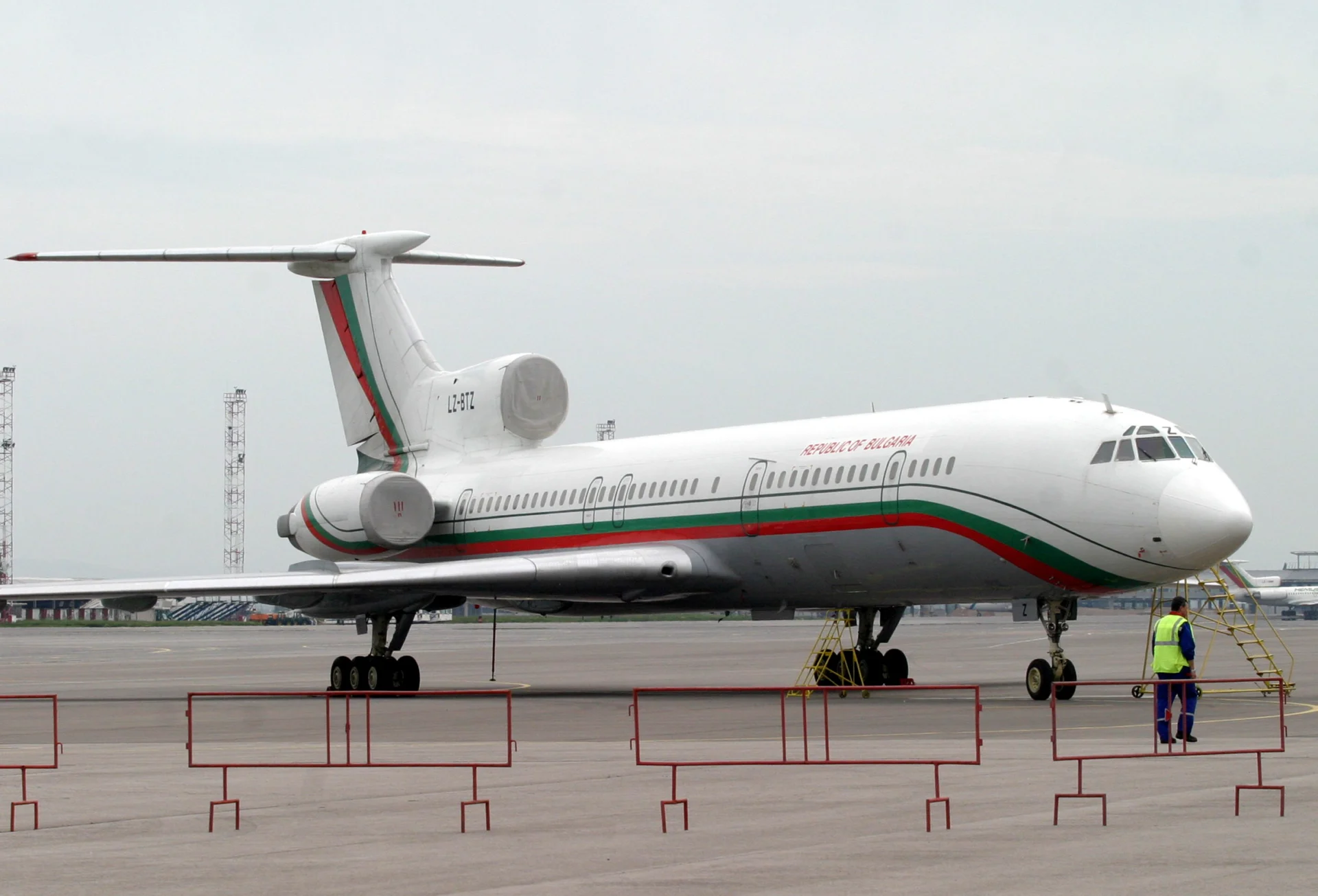 Летище СофияПравителствен ВИППравителствен самолет "Боинг" 737 - 500