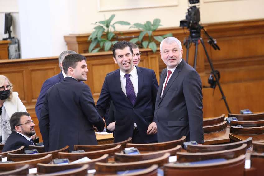 Парламент откриване на 47 - мото народно събрание Никола Минчев Кирил Петков