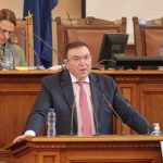 Парламент Костадин Ангелов