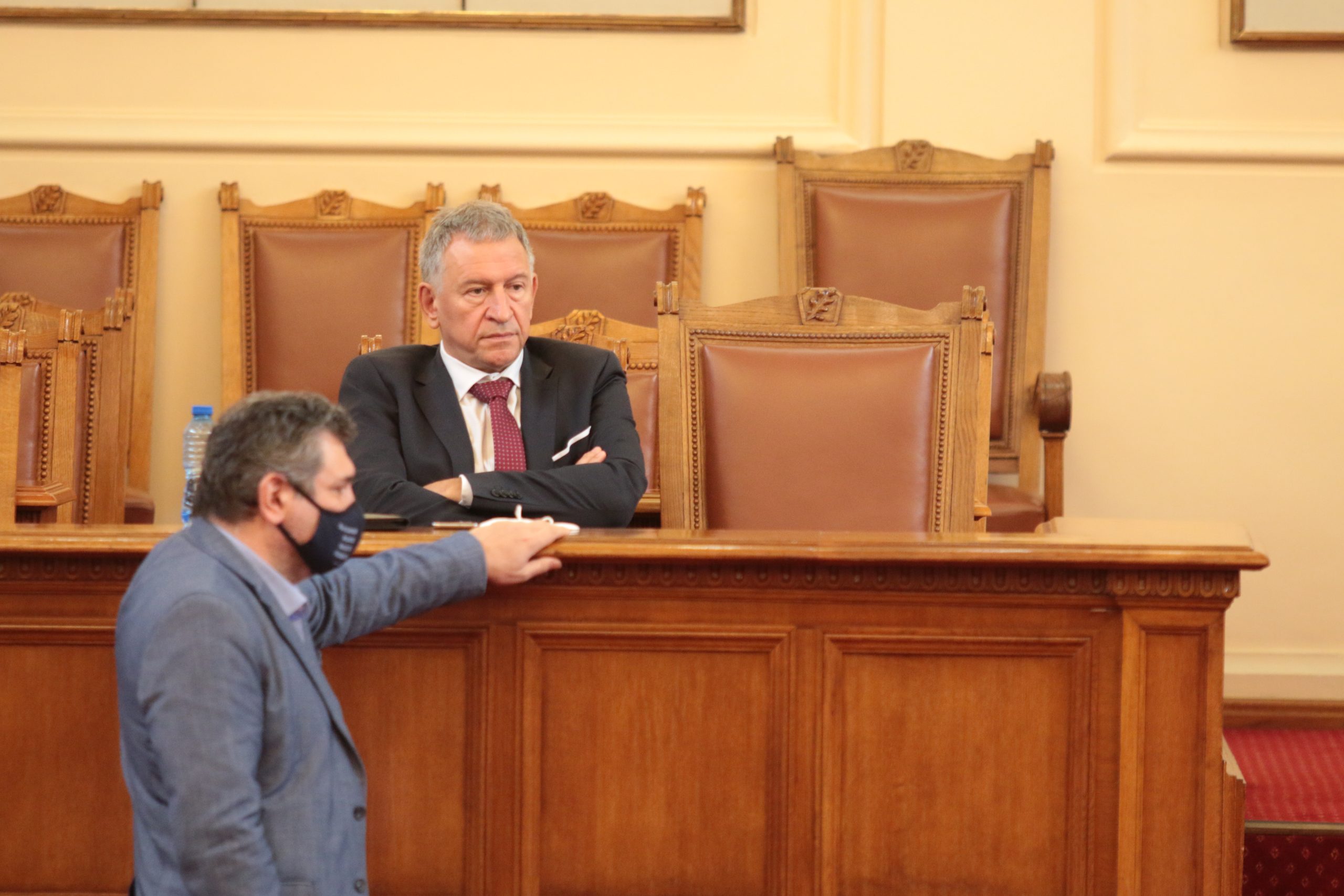 Парламент бюджет НЗОК