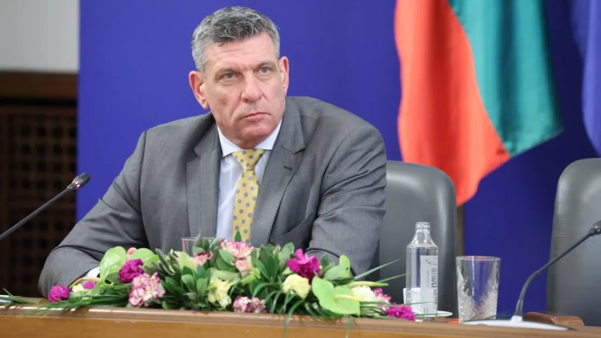 Кандев: Всеки, който е търгувал с вота на хората, ще бъде издирен и изправен пред закона