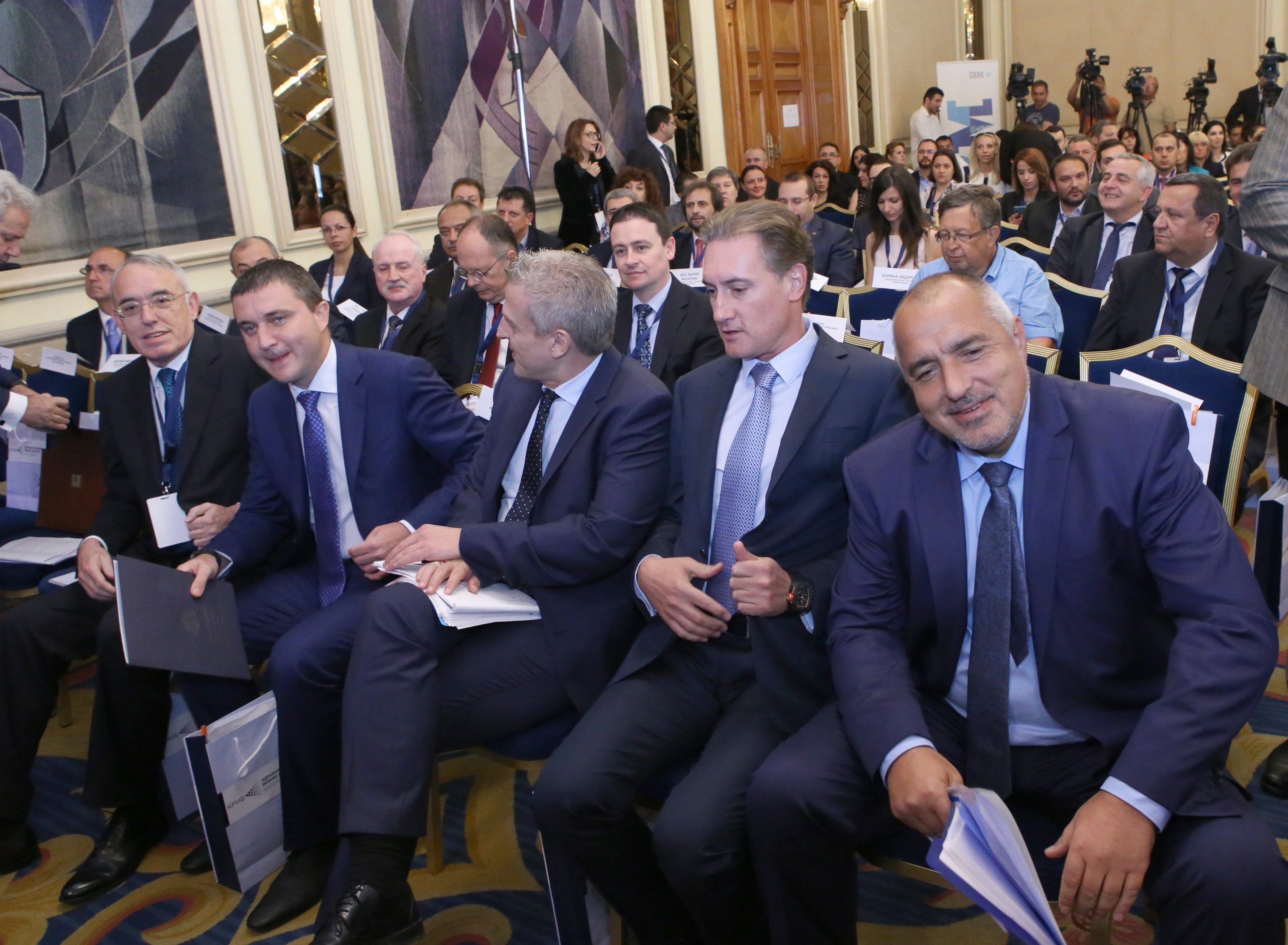 Конференция на КРИБ - Здравната реформа : бизнес диагноза Кирил Домусчиев