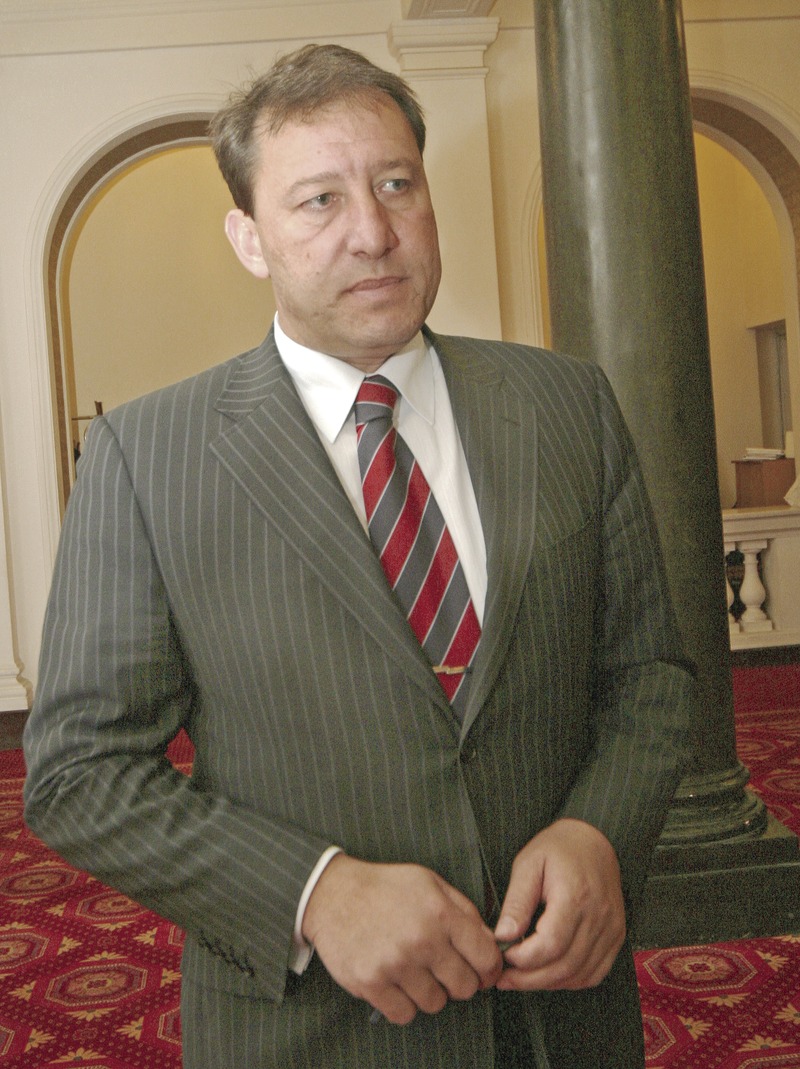 Ангел Найденов