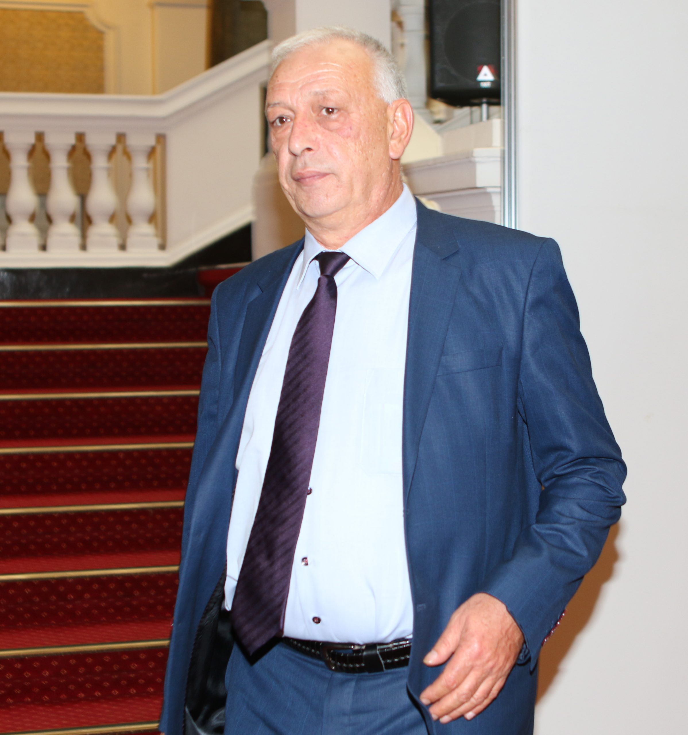 Димитър Лазаров