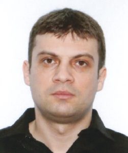 Най-актуалната снимка на Таки е на сайта на Интерпол.