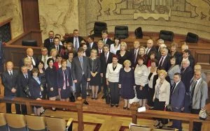 Двете правителства на съдебната власт в един кадър за спомен.