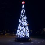 Пощенска банка традиционно се включва в празничната украса на София