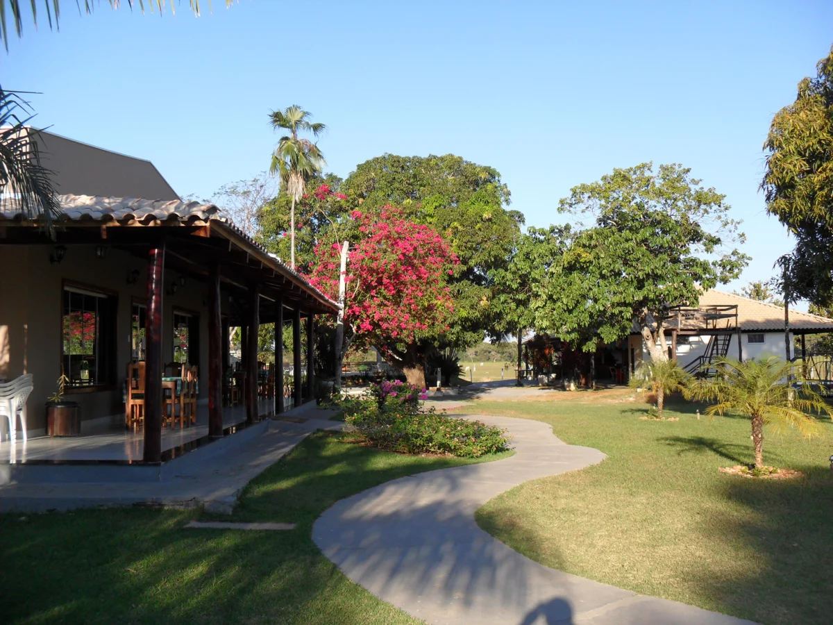 chast ot dvora na fazendata