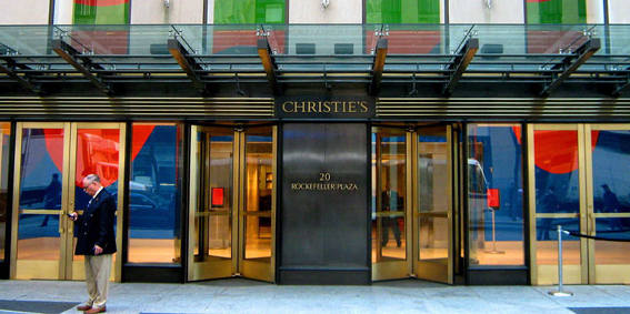 Christie’s търси растеж отвъд арт пазара и ще инвестира в AI, Web3, финтех и хардуер 2 Розов диамант може да достигне 12 милиона долара на търг в Christie's
