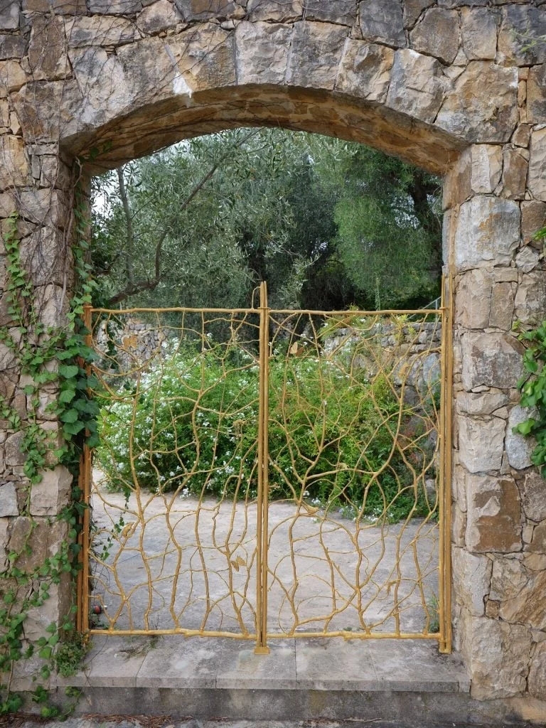  Mини - барът 