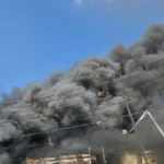 Пожар във фабрика в Южна Корея рани десетки, издирват се изчезнали