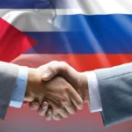 Два танкера с руски петрол и газ пътуват за Куба, тествайки настроението на Тръмп