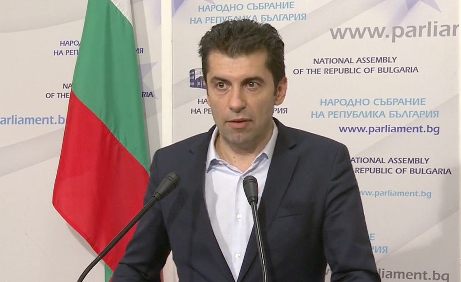 Парламент Кирил Петков