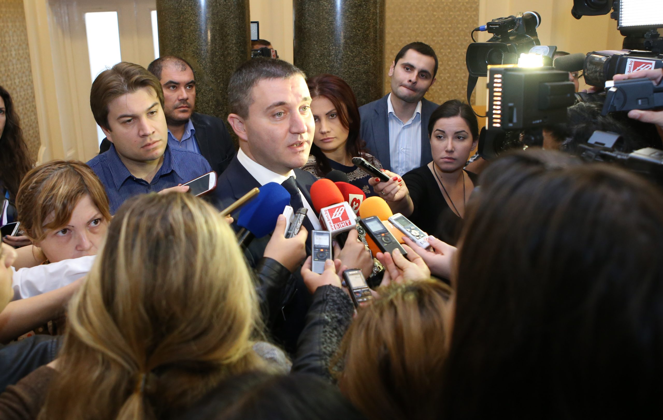 Парламент Владислав Горанов